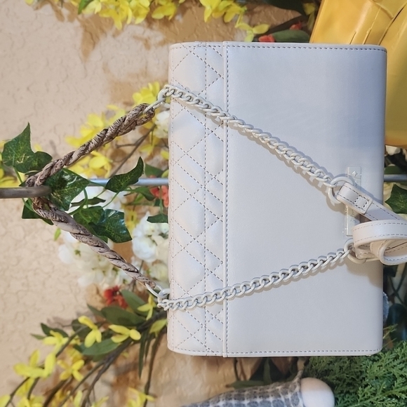 BETSEY JOHNSON WALLET/CROSSBODY - Picture 6 of 12